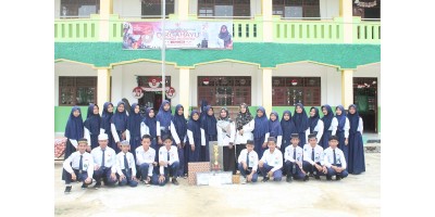 Pembagian Hadiah HUT RI-78